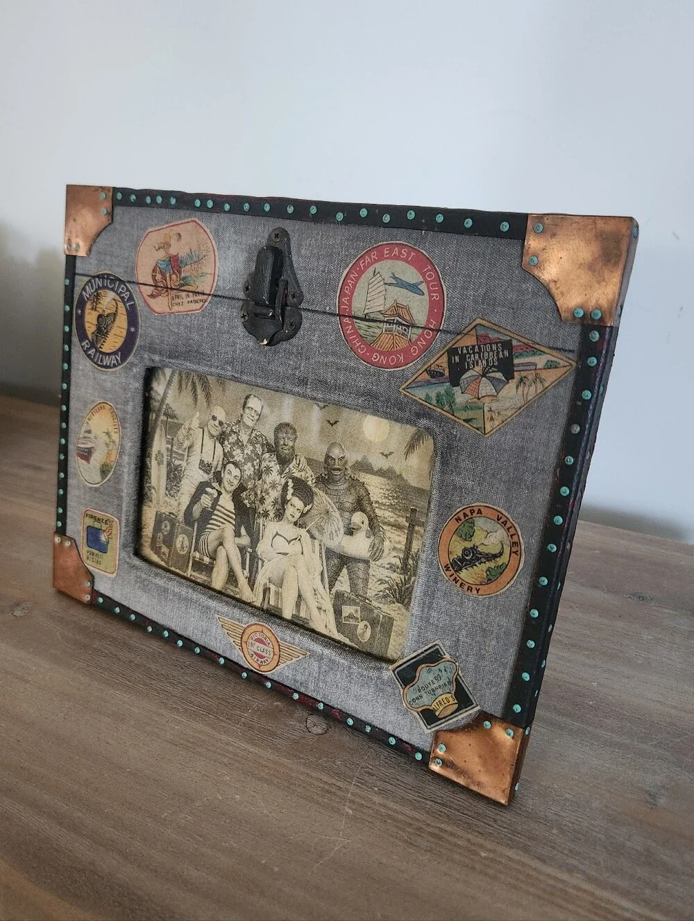 Alfred J Travel Trunk 4x6 Photo Frame Monster Vacation Halloween Decor